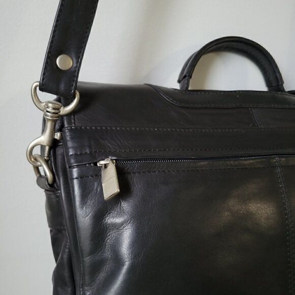 EUC WILSONS THE LEATHER EXPERTS BLACK GENUINE LEATHER LAPTOP MESSENGER BAG - Picture 8 of 16